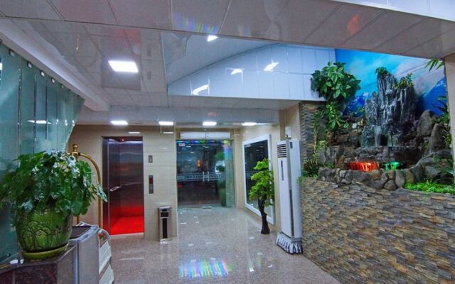 Tiger One Hotel