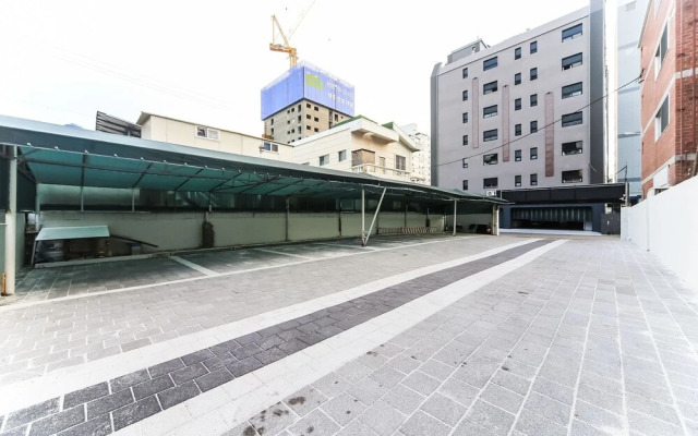 Busan Songjung Apple