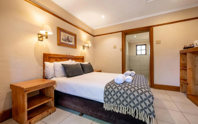 Hotel Numbi and Garden Suites