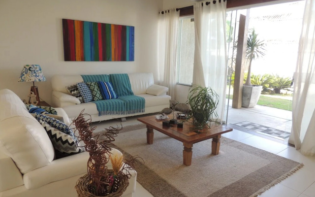 Ótima Casa com Vista para a Praia de Manguinhos