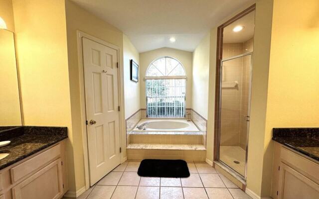 Immaculate Villa in Kissimmee South Facing Pool