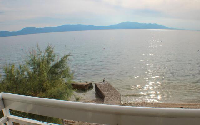 Bale - right at the beach - A1 Plaza(4)