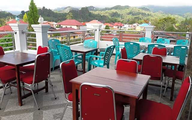 Toraja Lodge Guest House