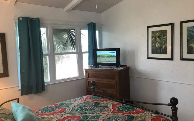 Island Breeze 5 Bedroom Home