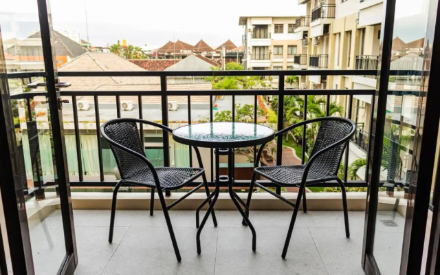 Grace Apartment Bali - A Cozy 2 Bedrooms Apartment in Sunset Road