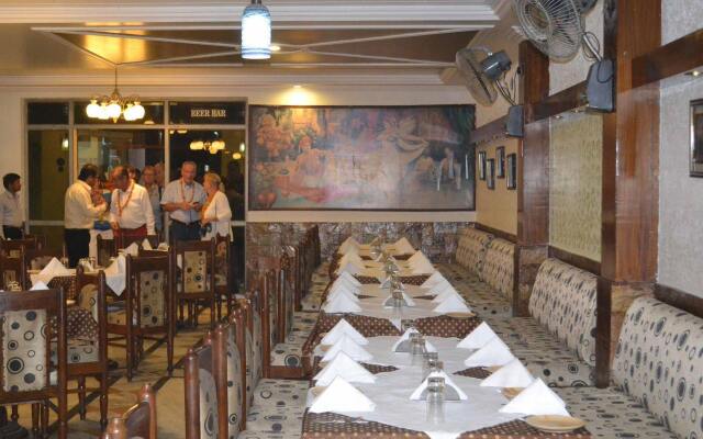 Hotel Priya