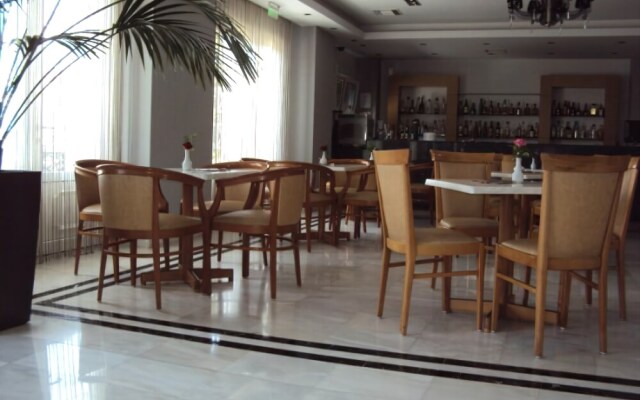 Hotel Alexandros