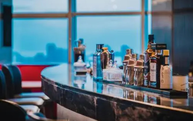 Radisson RED Hotel Zhuhai Gongbei Port