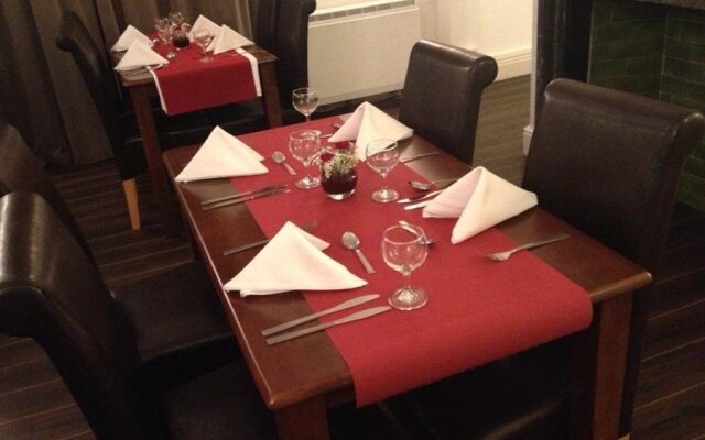 Mansfield Manor Hotel