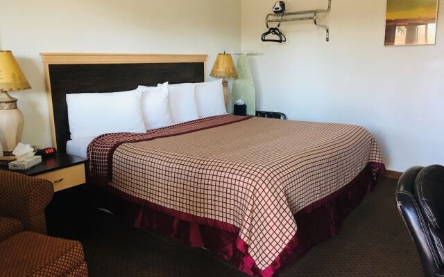 Rodeway Inn & Suites