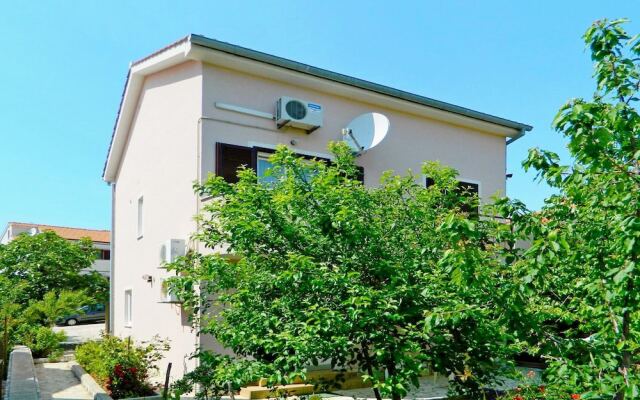 Apartments Rafael