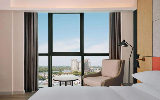 Sheraton Kuching Hotel