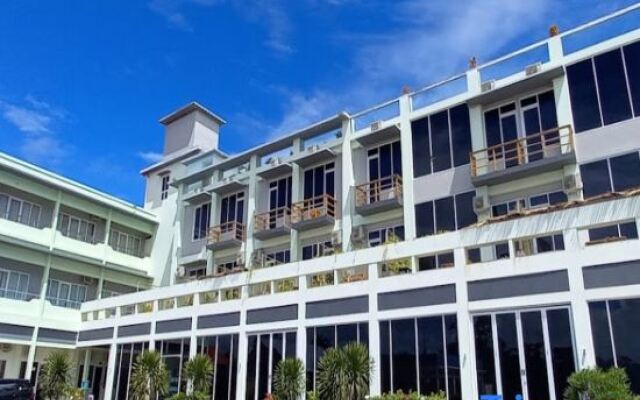 Hotel Moloka’I Morotai