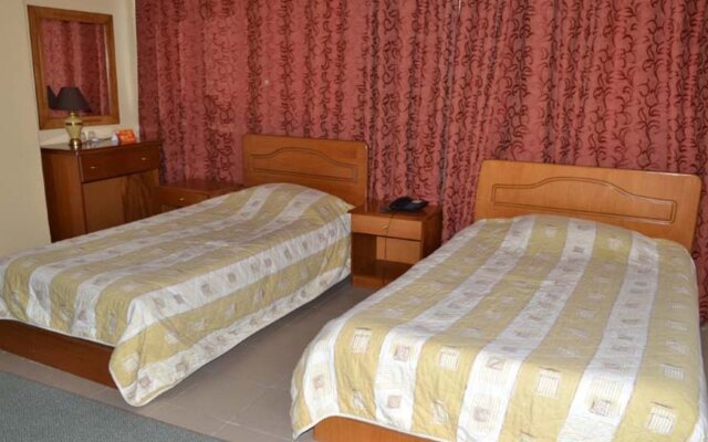 Smerald Hotel