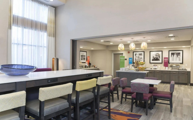 Hampton Inn & Suites West Lafayette