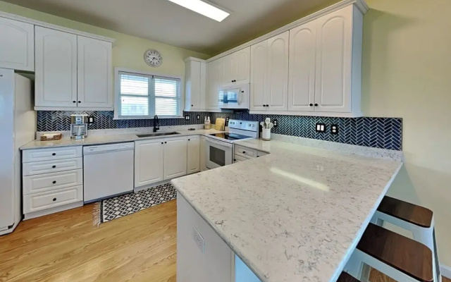 Ocean Splendor by Topsail Realty