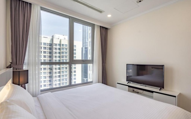 2 bedrooms apartment at Landmark Vinhomes Central Park – Guest Rooms – Ho Chi Minh City