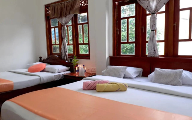 Subash Hotel