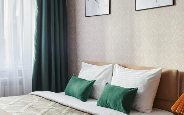 Апартаменты на Саянской