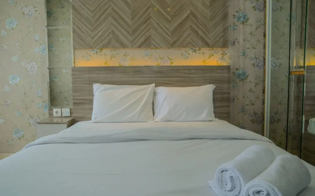 Tranquil Studio Apartment at Menteng Park