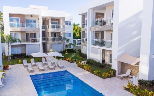 Modern 2-br Apartment in Paseo del Mar - Bavaro