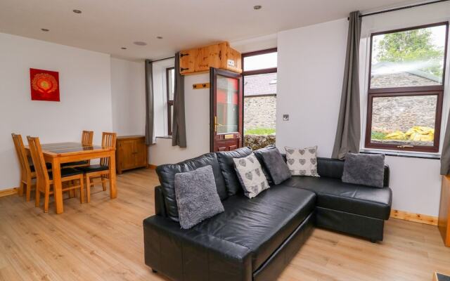 1 Poplar Terrace