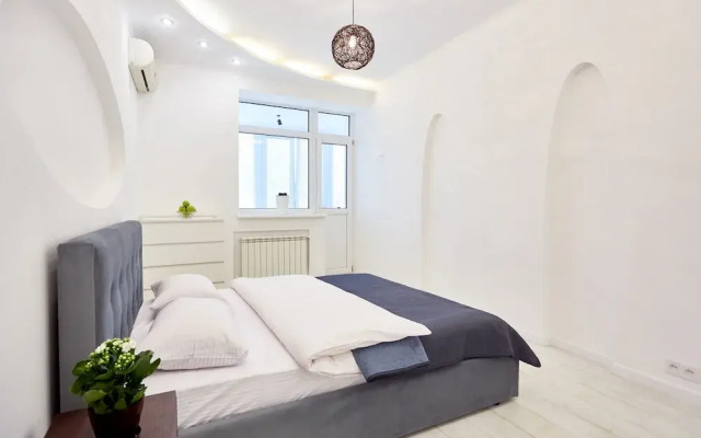 Flatsis Apartment Bazhanova 12
