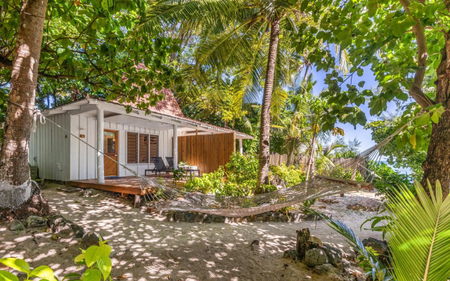Beachcomber Island Resort