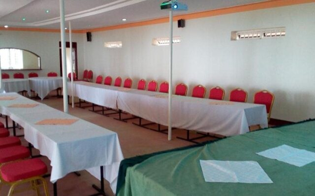Mirembe Resort Beach Hotel