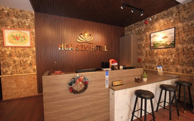 Hoa Sen Hotel