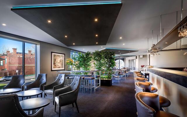Best Western Plus Travel Inn Hotel