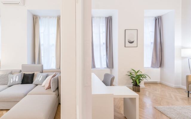 Oasis Apartments - King Street I