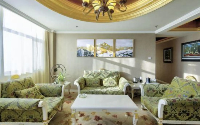 Dingsheng Hotel