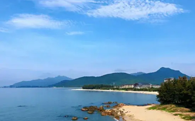 Kaiwei Hotel (Wanning High-speed Railway Station Branch)