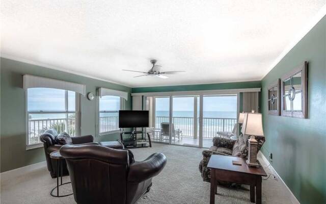 Pointe Condo 201 - Two Bedroom Condo