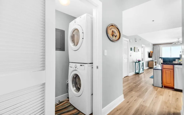 Ariel Dunes II 609- Kali Zoe