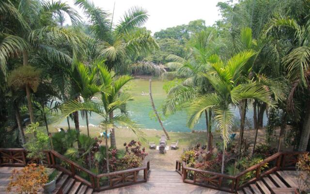 Mahogany Hall Boutique Resort
