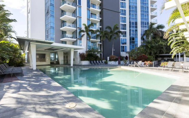 Artique Surfers Paradise