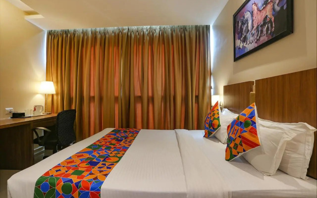 Fabhotel Royal International