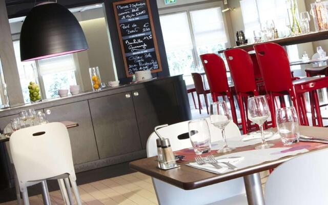 KYRIAD HONFLEUR - La Riviere Saint Sauveur