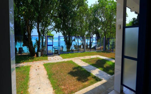 Paradise Beach Resort