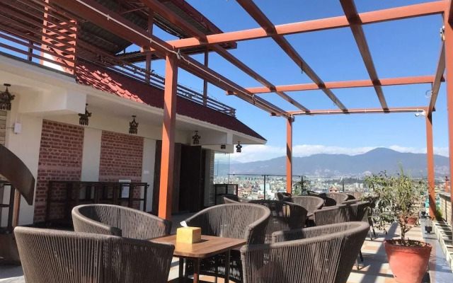 Dees Boutique Hotel