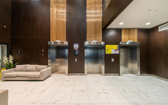 JHT - 1 BRM Apartment, Superb Central, Sky Tower view