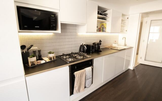 The New52 A Modern 2 Bed Apartment Located In The Heart Of Oxford City