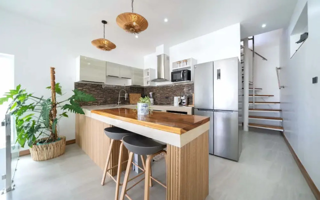 4-Storey Villa Mare with Seaview Pool