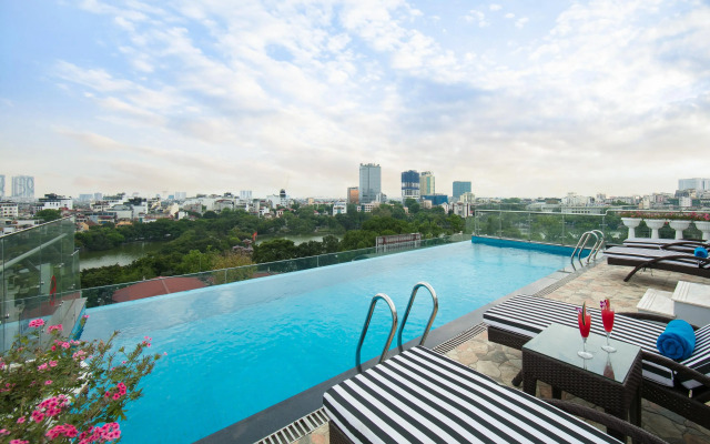 The Oriental Jade Hotel