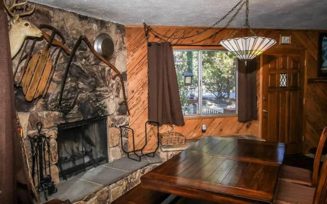 Popko's Place 1426 by RedAwning