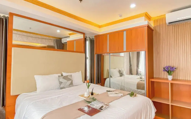 Good Place And Spacious Studio Transpark Cibubur Apartment