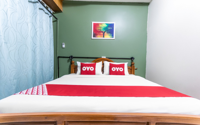 OYO 75304 Riverside Guesthouse