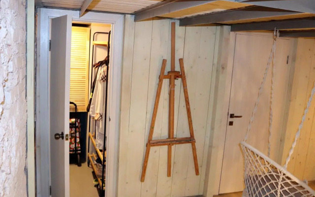 Меблированные комнаты на Среднем проспект 55литО